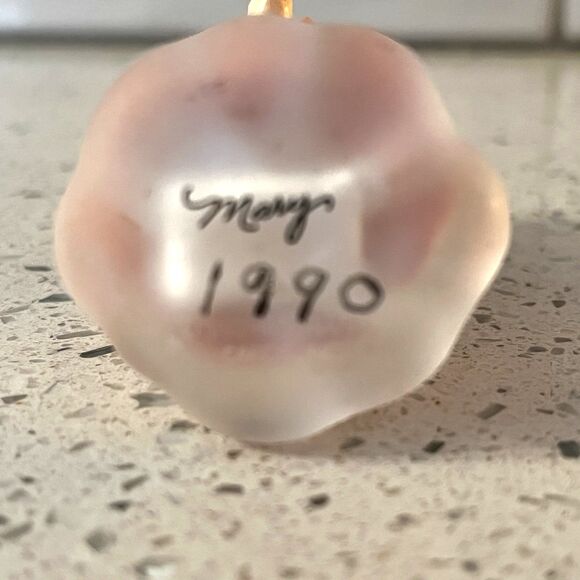 Hallmark Keepsake Ornament Mary’s Angels Rosebud 3rd In Series 1990 Boxed - Picture 7 of 7